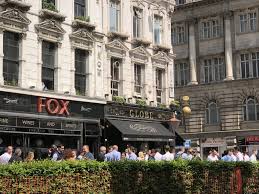 This post contains references to products from one or more of our advertisers. Travel London Reisetipps Fur London Die Sache Mit Den Pubs Gutes Essen Shopping Und Die Konigliche Hochzeit Scrapimpulse