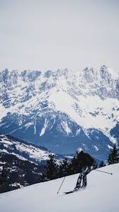Das skigebiet kitzbühel / kirchberg liegt eingebettet zwischen kitzbüheler horn und hahnenkamm zwischen 800 bis 2.000 metern höhe. Ski Safari In Den Kitzbuheler Alpen 23 Skigebieten In Einem Skipass