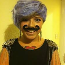 Bethan Thompson (@BethanSeadog15)