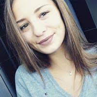 Lisa Leblond's Instagram, Twitter & Facebook