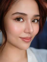 Soft glam perfection