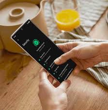 In its current state, the pixel 4 face unlock system doesn't require you to look at the screen to unlock the phone. Google Pixel 6 And Pixel 6 Pro Leaked Marketing Assets Confirm Dual Biometric Authentication And First Party Cases Notebookcheck Net News