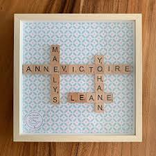Cadre Scrabble Famille Bois Clair Tata Bulle Cadre Scrabble Lettre Scrabble Deco Cadre Lettre Scrabble