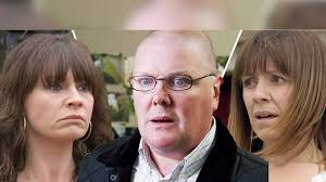 Emmerdale Spoilers: Emmerdale bosses tease love triangle for Paddy, Rhona  and Chas