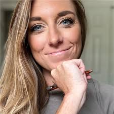 Regina Strecker Email & Phone Number