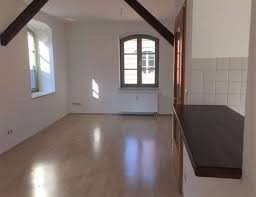 Wunderschone 2 Raumwohnung Mit Balkon In Der Altstadt Wohnung Mietwohnungen Zimmer