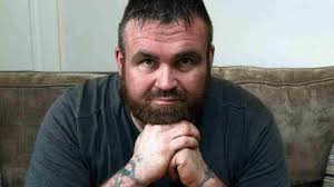 La Generosidad de Tom Crist: Una Historia de Amor y Caridad de 40 millones  de dólares canadienses