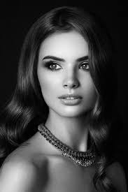 Black And White Pictures Of Women S Faces With Value Pin On Posing