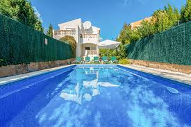 James villas rent over 1500 properties across 25 destinations and is now one of the largest villa specialists in the uk. Villas In Alcudia Mallorca James Villa Holidays