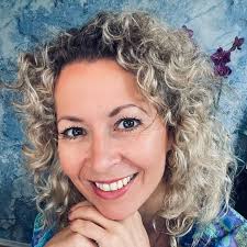 Gayle Thomas (@tarpchanneling) • Instagram photos and videos