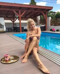 A pajori iskola emlékére (szerk: Szabina Tapai S Feet Wikifeet
