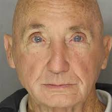 Robbery suspect arrested at Pittsburgh International Airport