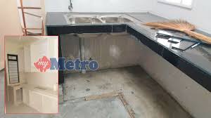 Kepakaran kami dalam membuat kabinet dapur, wardrobe( almari pakaian), rak buku, rak kasut dan juga table top konkrit. Kabinet Dapur Tak Siap Duit Lesap