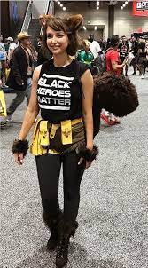  Milana Vayntrub The At T Lady Was Cast As Squirrel Girl Before The Project She Was Set To Appear In Got Cancelled I Still Think This Was One Of Marvel S Most Perfect Casting