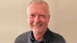 Dr. Tim Garnett, Former Chief Medical Officer of Eli Lilly, Joins Lindus  Health's Advisory Board