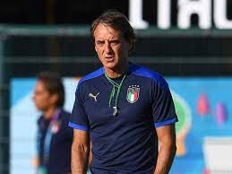Official twitter of roberto mancini cara italia, uniti sotto un unico cielo azzurro, con indosso la maglia azzurra, stringiamoci in un unico coro. V7neyt6lsrx 5m