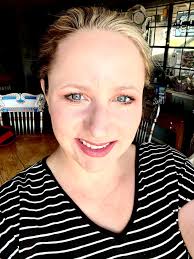 Animal cruelty-free travel-friendly eyeshadow palette