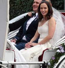 Emily Blunt In 5 Years Engagement Love Wedding Dresses Famous Wedding Dresses Celebrity Weddings