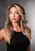 Betsy Cox's Instagram, Twitter & Facebook