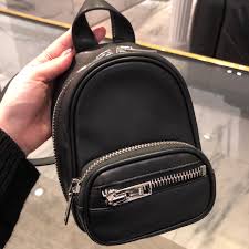 Shop our edit of alexander wang mini bags and find sleek accessories to upgrade your look. Alexander Wang Mini Attica Rygsaek Shopping E879f A992a