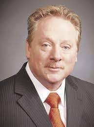 Allen Dangerfield's Instagram, Twitter & Facebook