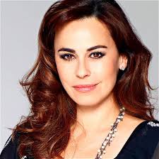 Daniela Escobar deixa as novelas para virar dubladora em Hollywood