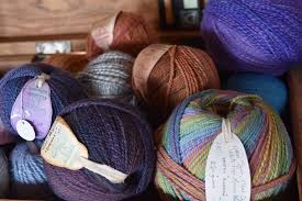 Send roses, carnations, lilies for all occasions like birthdays, anniversaries, funerals. Kel Flowers Creatrix