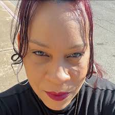 I have 4 kiddos who need some beds! Upgrading from flimsy wood to hopefully  metal now that the big move is over! If anyone has any they need to get rid  of