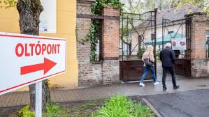 A láz, a száraz köhögés, a szag. Koronavirus Tombol Az Indiai Mutans De Magyarorszagon Meg Nem Mutattak Ki Portfolio Hu