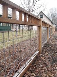 Fence Idea Cattle Panels With Standard 2x4 Tops All Cheap Supplies From Tractor Supply Company Cheap Garden Fencing Backyard Fences Cattle Panel Fence