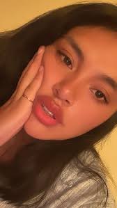 Hola 👋, linda noche labios 💋..