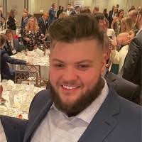 Robin Gainer's Instagram, Twitter & Facebook