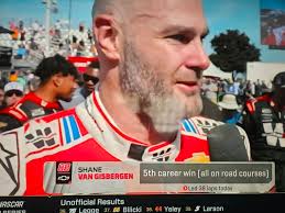 Chris Buescher gets by Shane Van Gisbergen