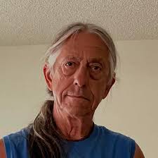 Some hear the Three Stooges, some hear Pink Floyd or the Beatles... I'm  just thankful I can still hear at all. 🖖😶