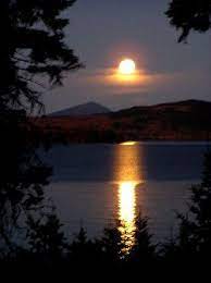 Moonrise Over Moosehead Lake Maine Photo By Dave Hamlen Maine Travel Greenville Maine Outdoors Adventure