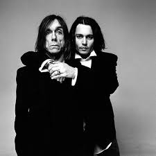 Iggy pop (74), der godfather of punk, wird vier konzerte geben.das wurde nun in einer instagram story auf dem account des sängers verkündet. 49 David Ideen David Bowie Bowie Musikgeschichte