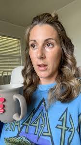 Nancy Brazee's Instagram, Twitter & Facebook