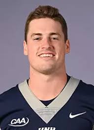 Laube's 200 All-Purpose Yards Leads #25 UNH Past #21 Elon, 40-22