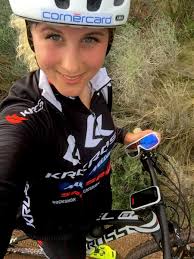 Where your focus goes, energy flows. íŠ¸ìœ„í„°ì˜ Jolanda Neff ë‹˜ Red Cheeks Are A Good Sign Krossbikes Training Trails Teamcamp Valencia High Heartrate Happygirl