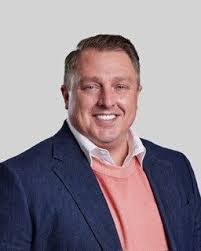 Ryan Mcquay's Instagram, Twitter & Facebook