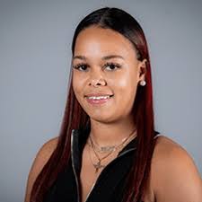 Heather Corral's Instagram, Twitter & Facebook