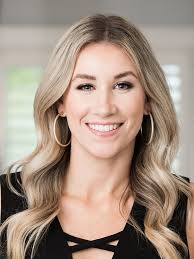 Kelsey Kearney's Instagram, Twitter & Facebook