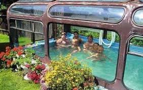 Upcycled Pool Bus Yep That S Right Used To Be A Bus Now Turned Into An Indoor Swimming Pool How Cool Is That Don T Yo Diy Swimming Pool Diy Pool Cool Pools
