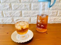 水出し紅茶の作り方 １リットルのアイスティーがポットで簡単に作れます 暮らしのログノート