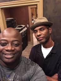 For those that missed the show tonight, Ordinary Boys did another great  show. Tonight was an all new wave mixed set. .