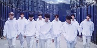 Bagi hwang hyunjin mereka menikah hanya formalitas, tipuan. Stray Kids Make A Promising Debut With I Am Not Seoulbeats