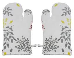 Free delivery over £40 to most of the uk great selection excellent customer service find everything for a beautiful home. Cotton White Heat Resistant Oven Mitts Gloves Set Of 2 Pcs Rs 180 Pair Id 21981297062