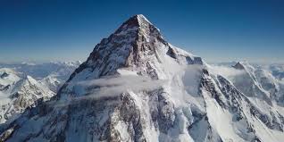 En 1954, les italiens compagnoni et lacedelli furent les premiers à atteindre son sommet. 6 Choses A Savoir Sur Le Legendaire K2 Deuxieme Plus Haut Sommet Du Monde L Equipe