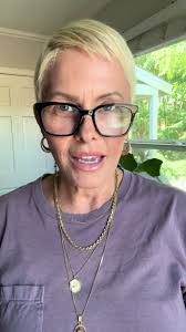 Nicole Eggert Official