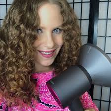 My hair went from frizzy to smooth in 5 seconds! Is The Dyson Supersonic Hair Dryer Worth The 400 Price Tag Naturallycurly Com